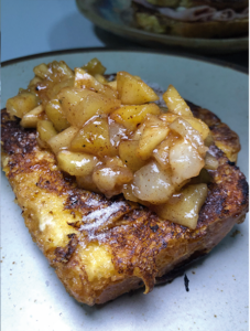 French toast manzana